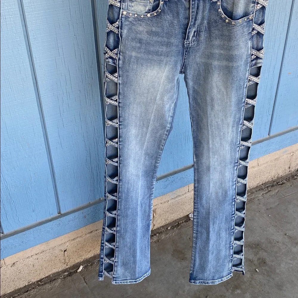 Platinum Plush Jeans - Picture 7 of 12